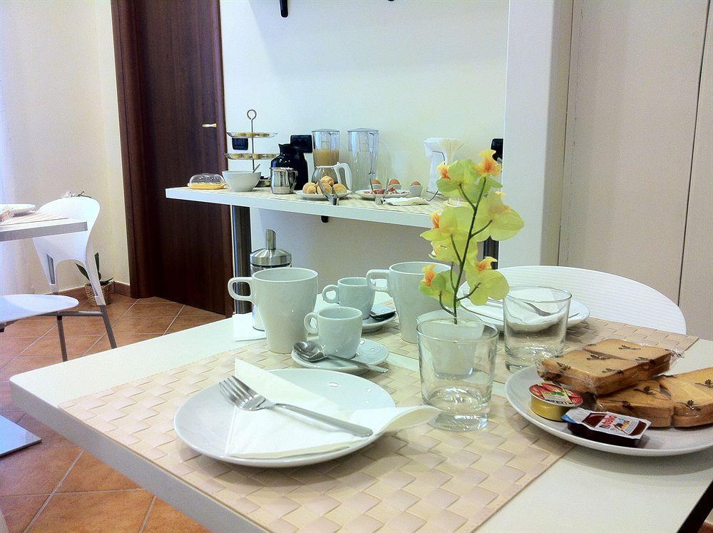 Il Corso Comfort Rooms Рим Экстерьер фото